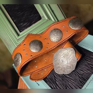 Vntg Handmade Morroccan Leather Belt w/ Silver Tin Engraved Medallions & Buckle